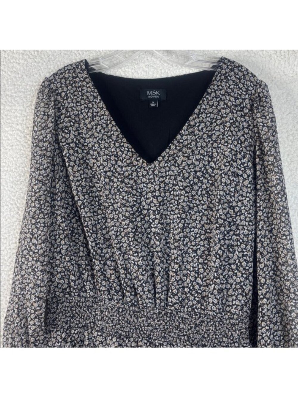 NWT MSK Womens Black White Floral Long Sleeve V-Neck Smocked Dress PLUS SIZE 1X - Picture 3 of 15
